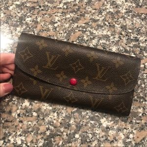 ✨ SOLD ✨ Authentic Louis Vuitton emilie wallet
